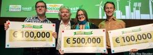 Richard Branson deelt Green Challenge prijs uit aan ondernemer met duurzame bakstenen